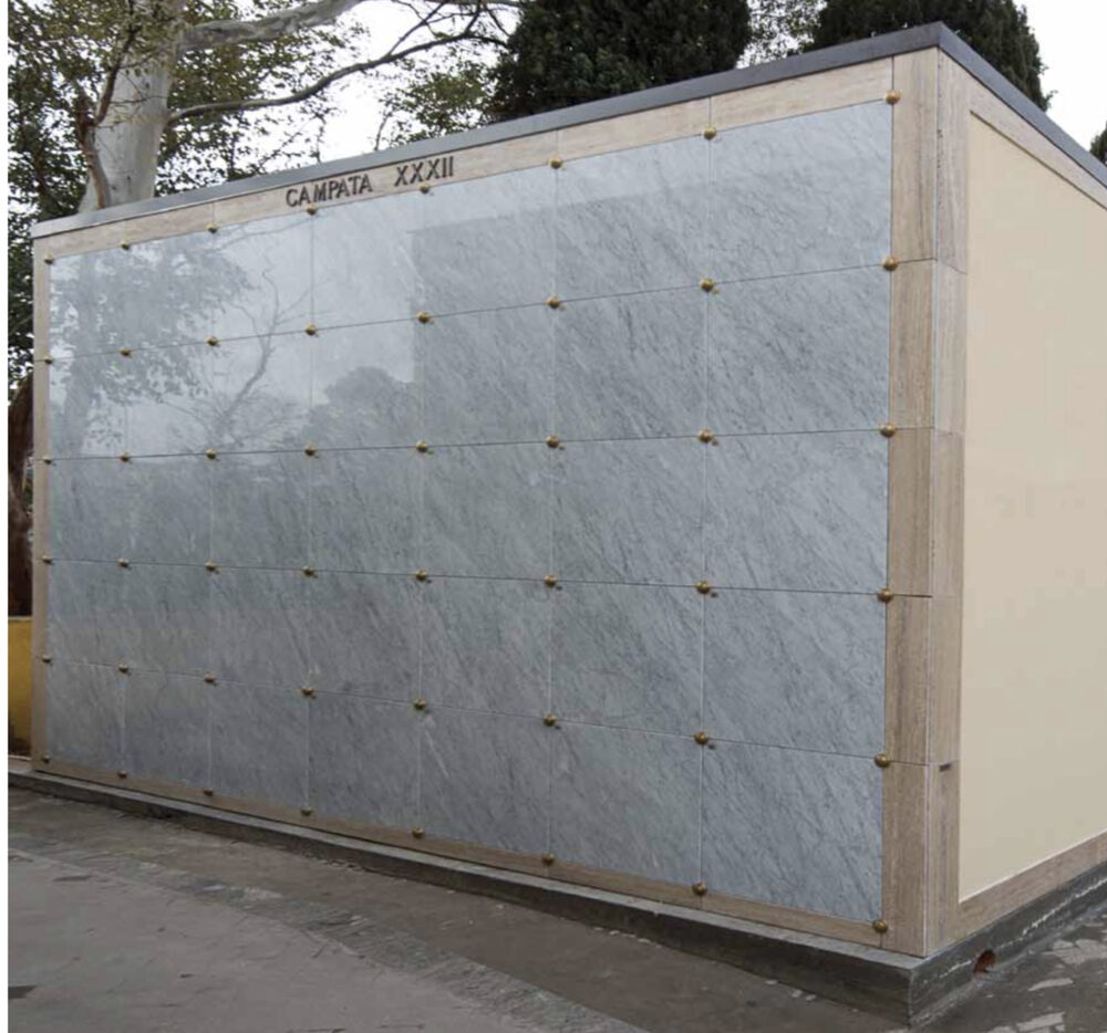 Q-Box Koporsófülkék